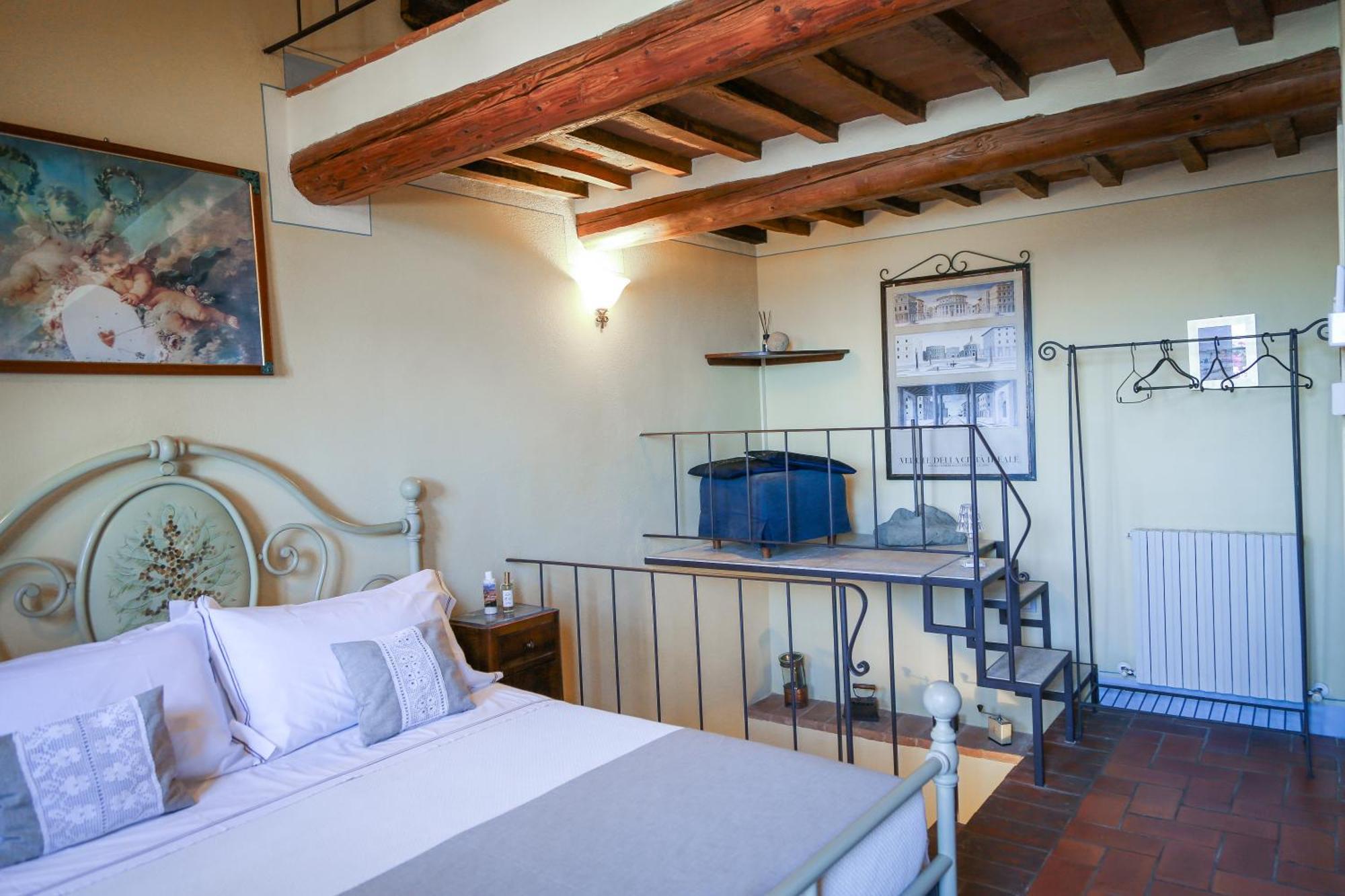 Pienzalettings "Suites" Luaran gambar