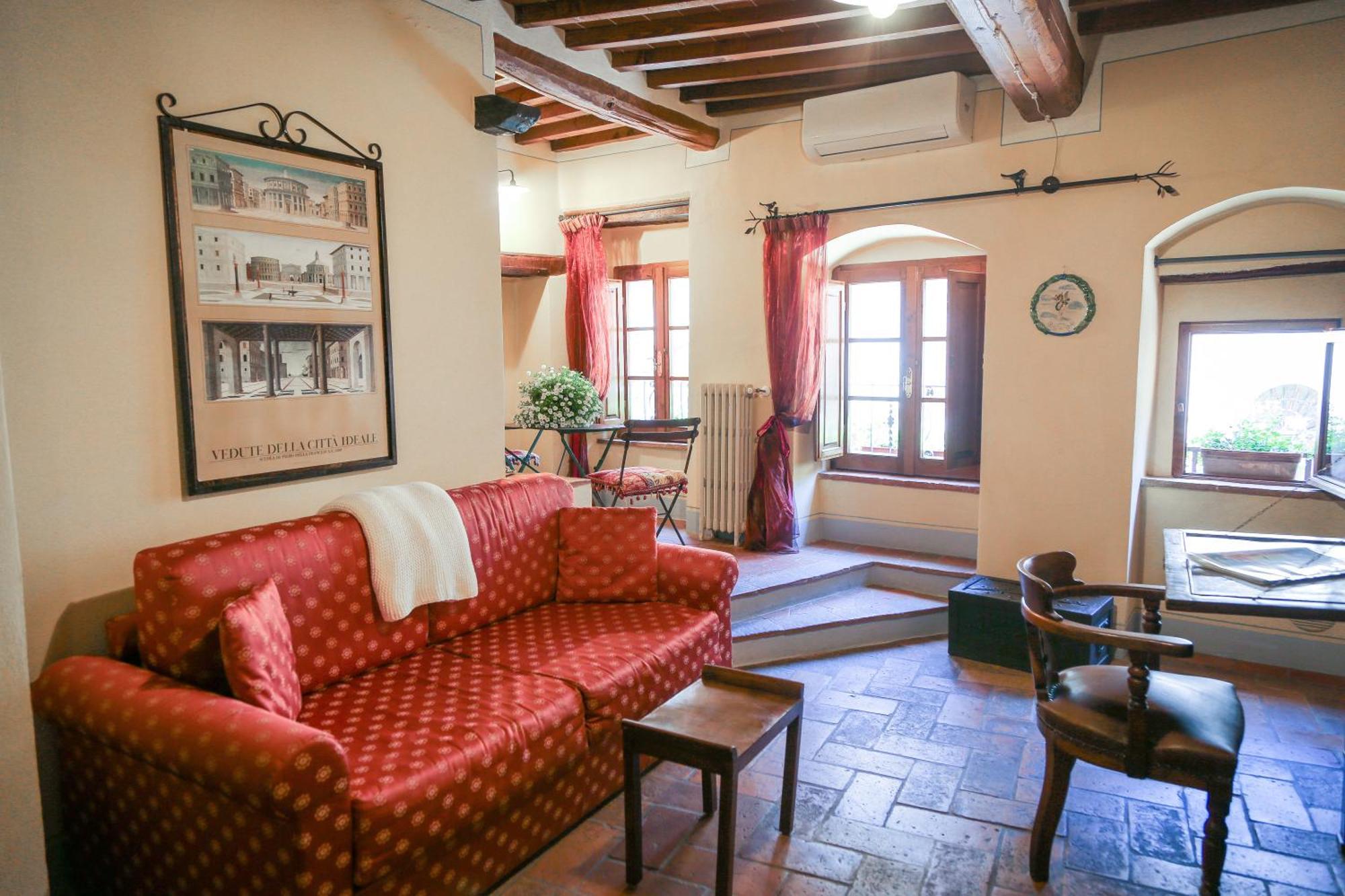 Pienzalettings "Suites" Luaran gambar