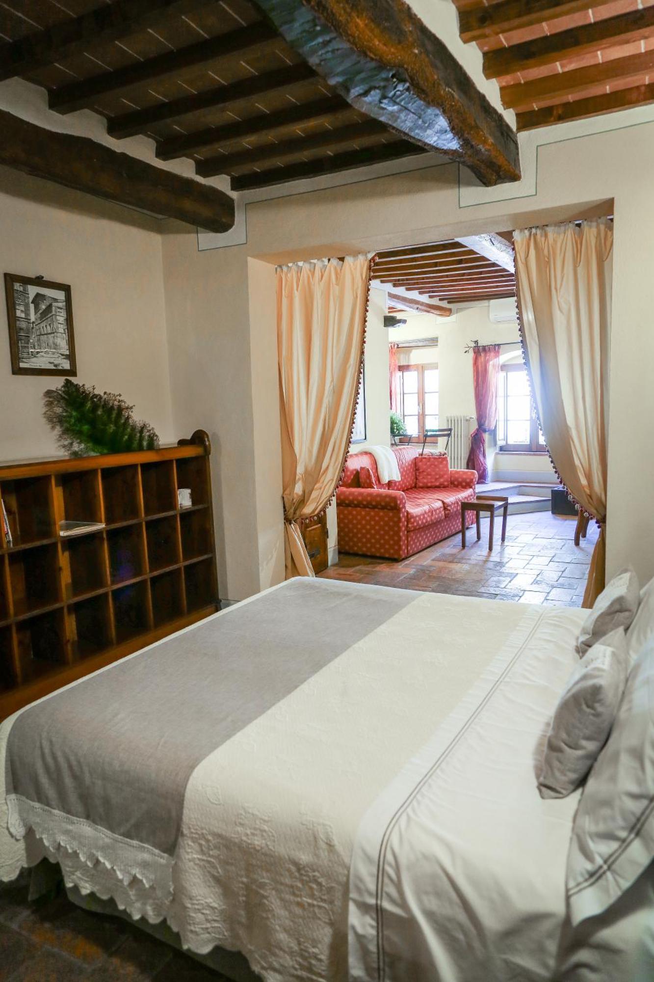Pienzalettings "Suites" Luaran gambar
